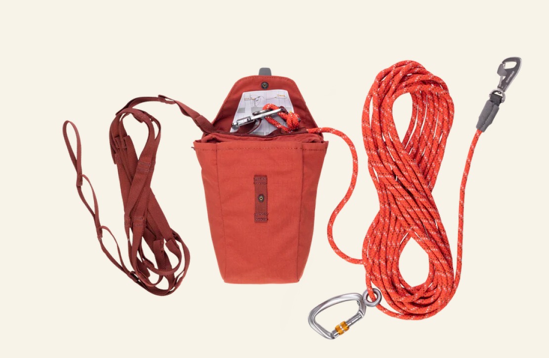 The Knot-a-Hitch™ in Red Clay