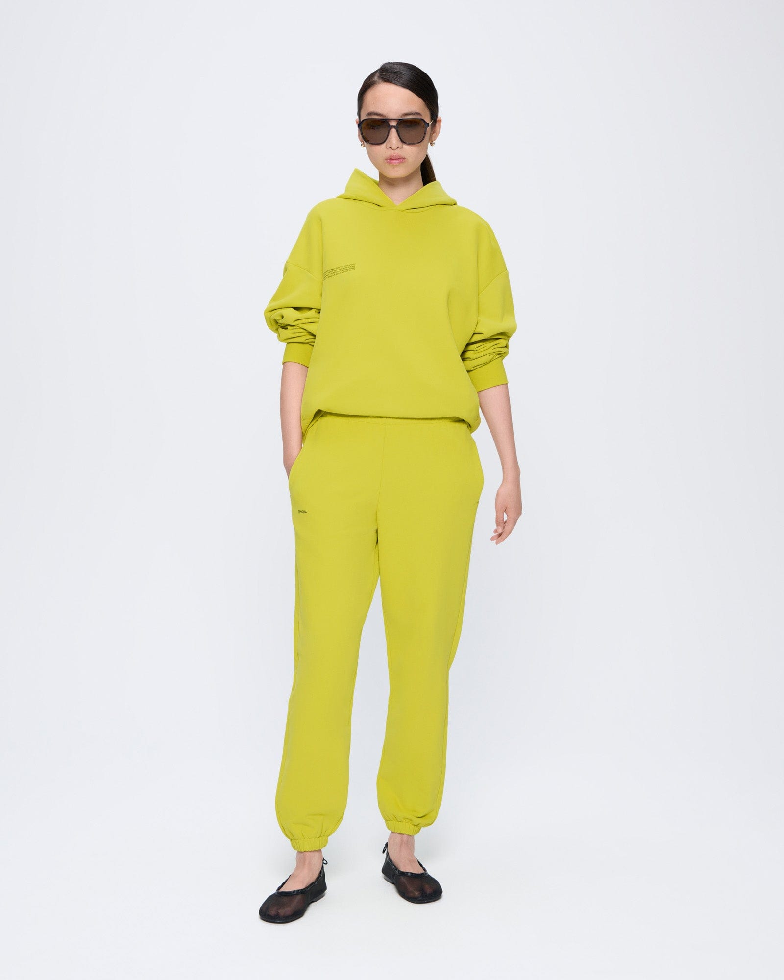 Image of Womens 365 Midweight Track Pants—Auroral Olive