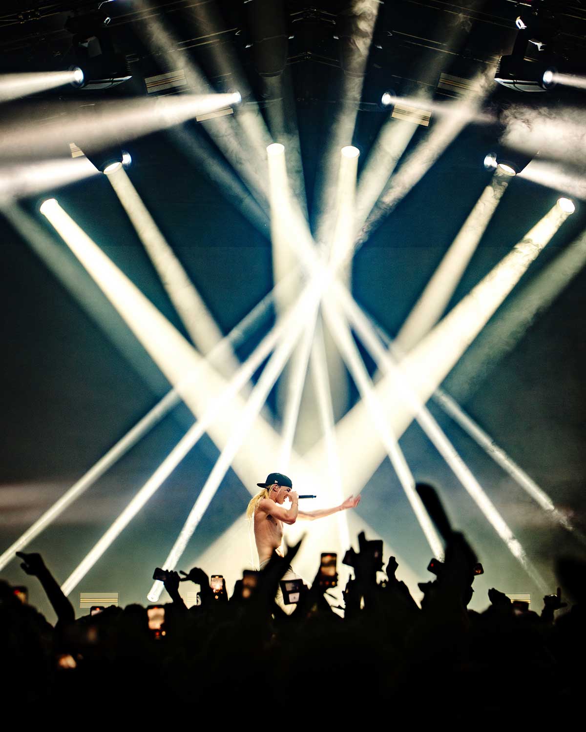 A photo of 2hollis by Roger Ho for Bonnaroo 2025