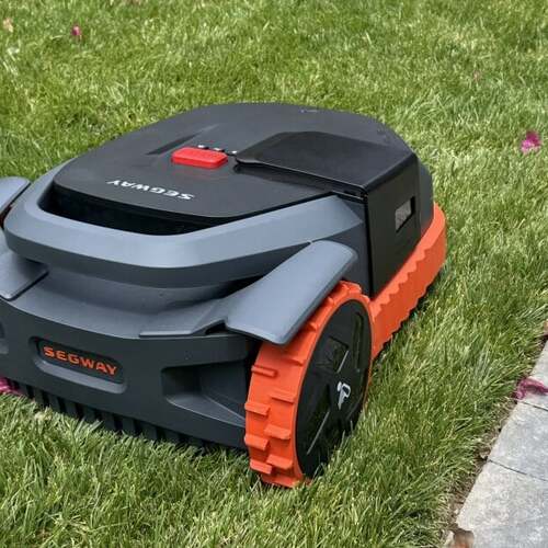 Considering a Robot Lawn Mower? What I Learned After a Few Months of Testing
