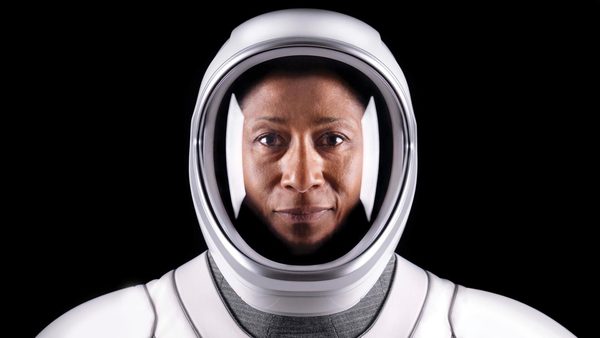NASA portrait of Jeanette Epps in her spacesuit.
