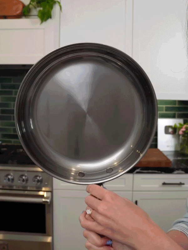 GIF: closeup of the NanoBond skillet