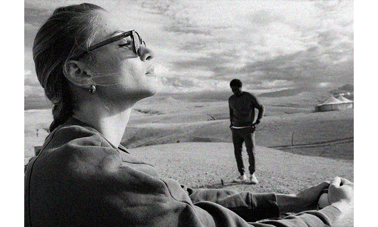 Lifestyle Image GIF linking to Men's Summer Packing List