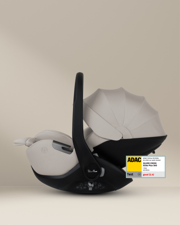 Image of Silver Cross’ Glide Plus 360 with ADAC logo good rating