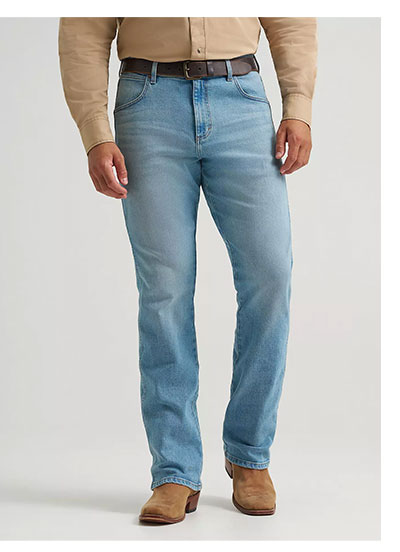 Men's Wrangler Retro® Relaxed Fit Bootcut Jean
