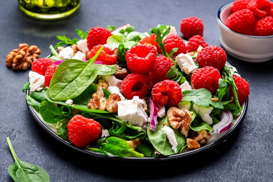 Photo: Summer salad with raspberries