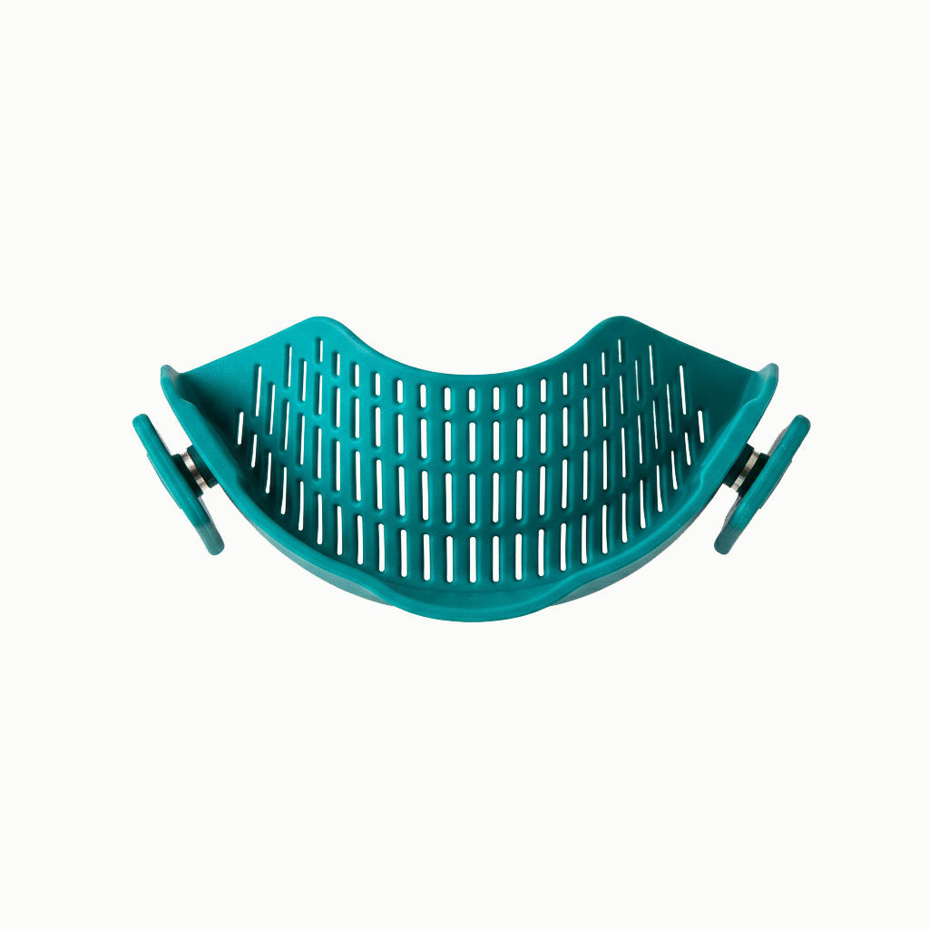 Clip-On Strainer in Kale