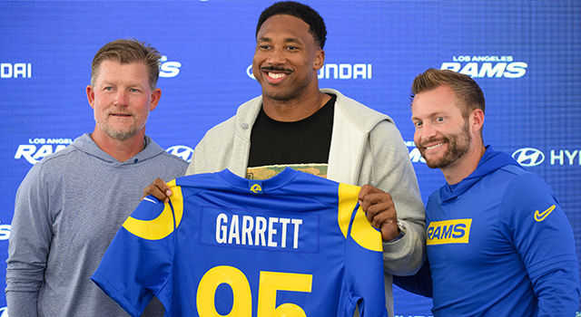 New Ram Myles Garrett has urgency to win Super Bowl, solidify himself among greats