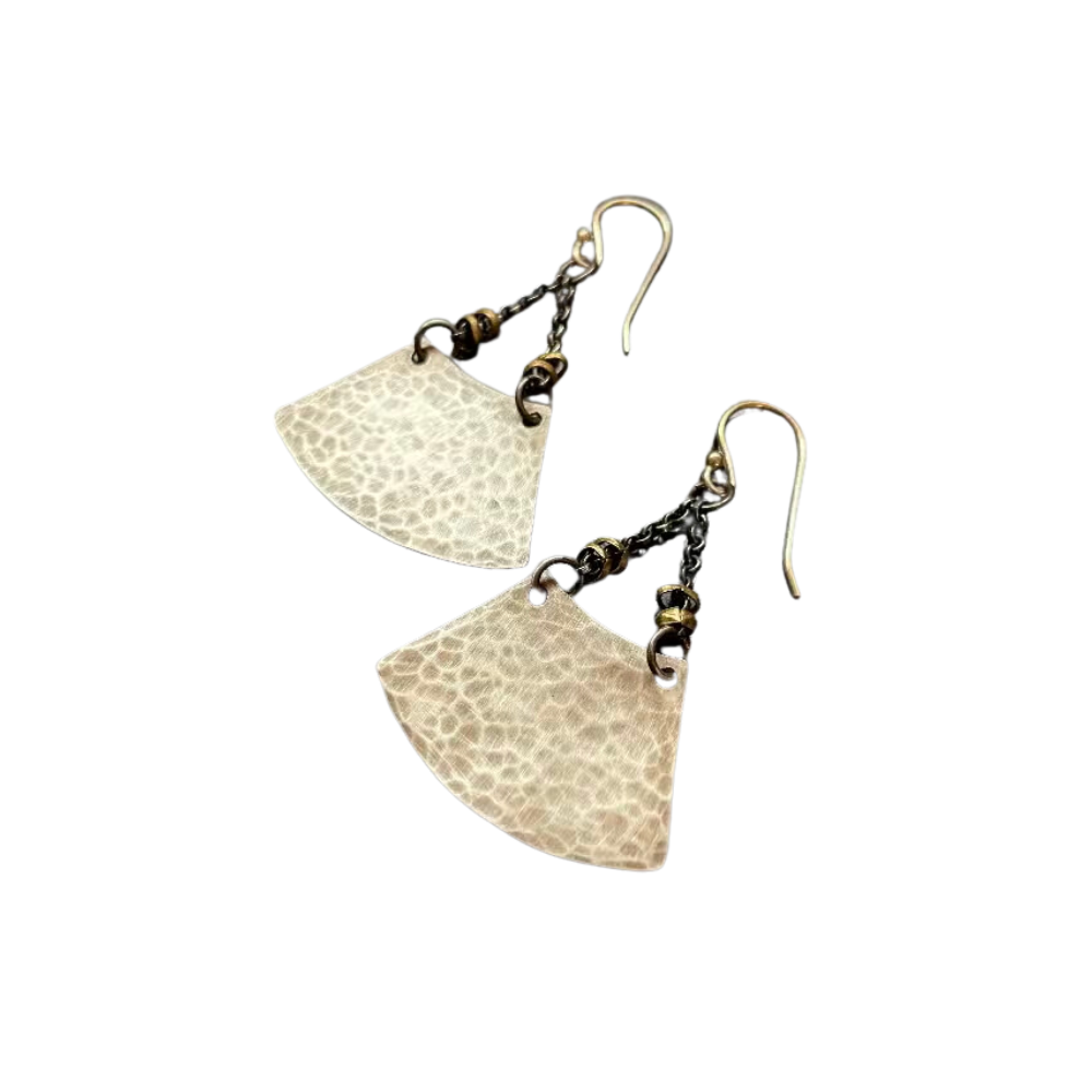 Image of "Sola-Mezza" Blade with Heishi Beads