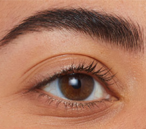 Woman with naked lashes