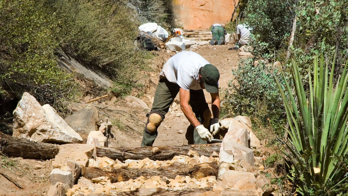 trailworker