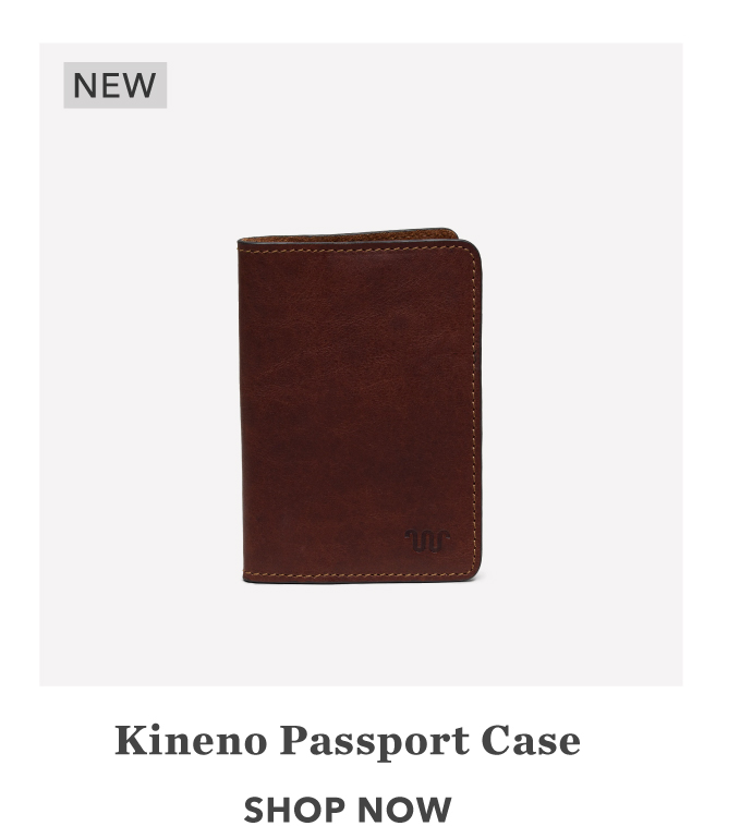  Kineño Leather Passport Holder