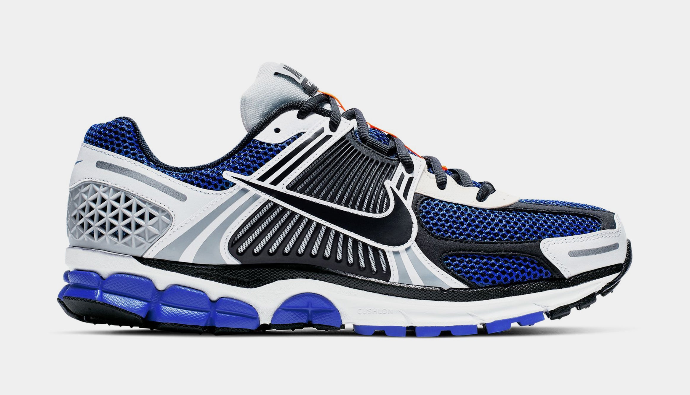 Image of Zoom Vomero 5 SE Mens Running Shoes (White/Racer Blue/Black/Sail) Final Sale