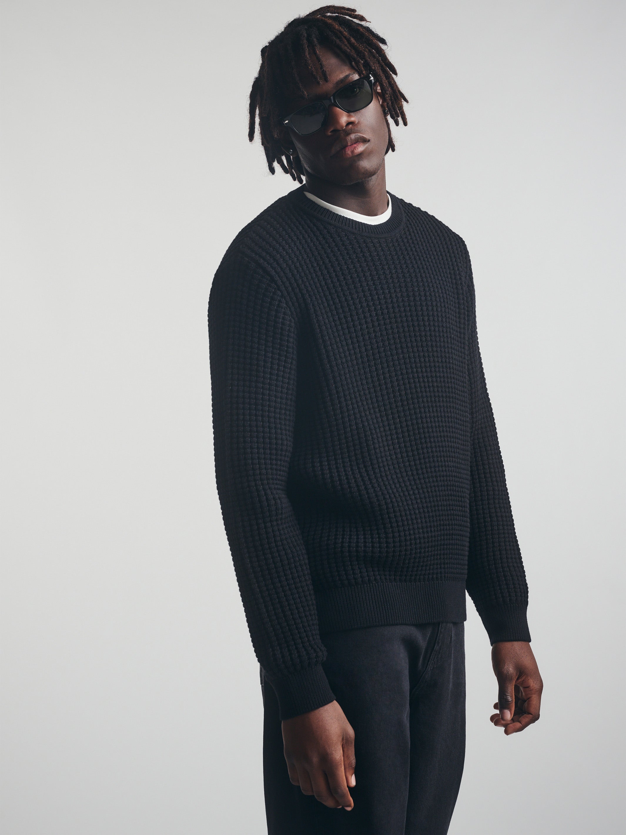 Image of Men's Crew Neck Sweater in Black