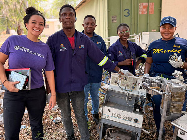 The TRIMEDX Team and local engineers at Mwandi Mission Hospital 
