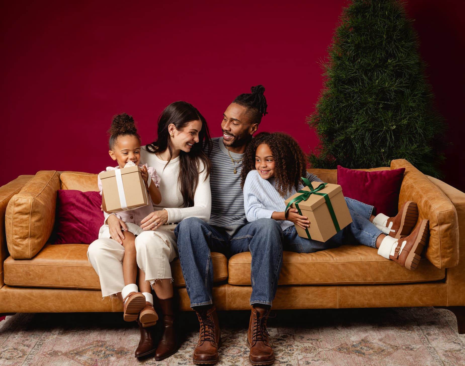 From Stocking Stuffers to Showstoppers: Simple Modern’s 2025 Gift Guide