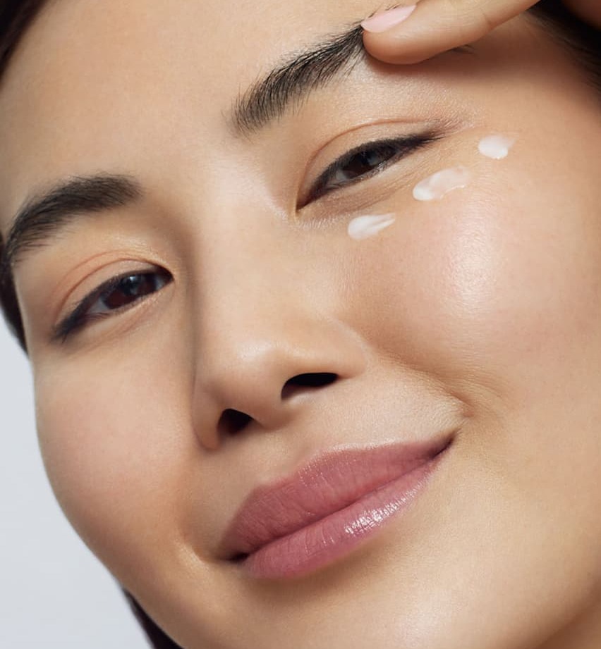 BLACK DIAMOND EYE CREAM 