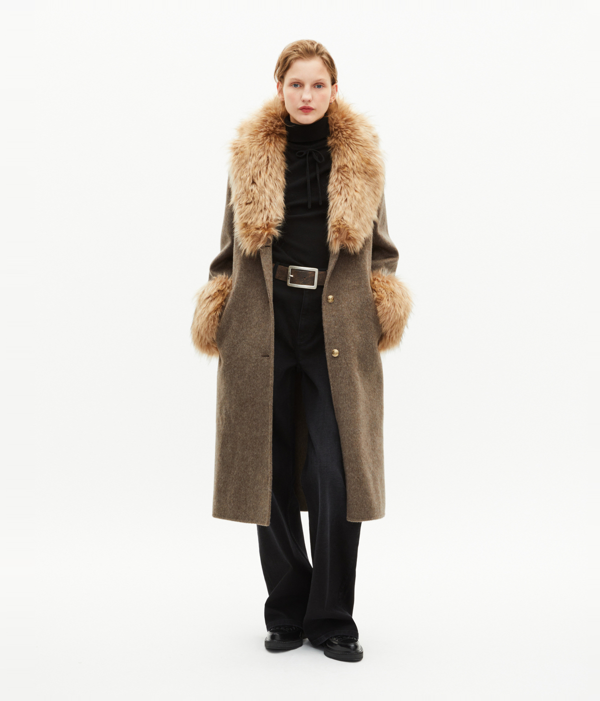 Manteau long en laine double face et fourrure marron