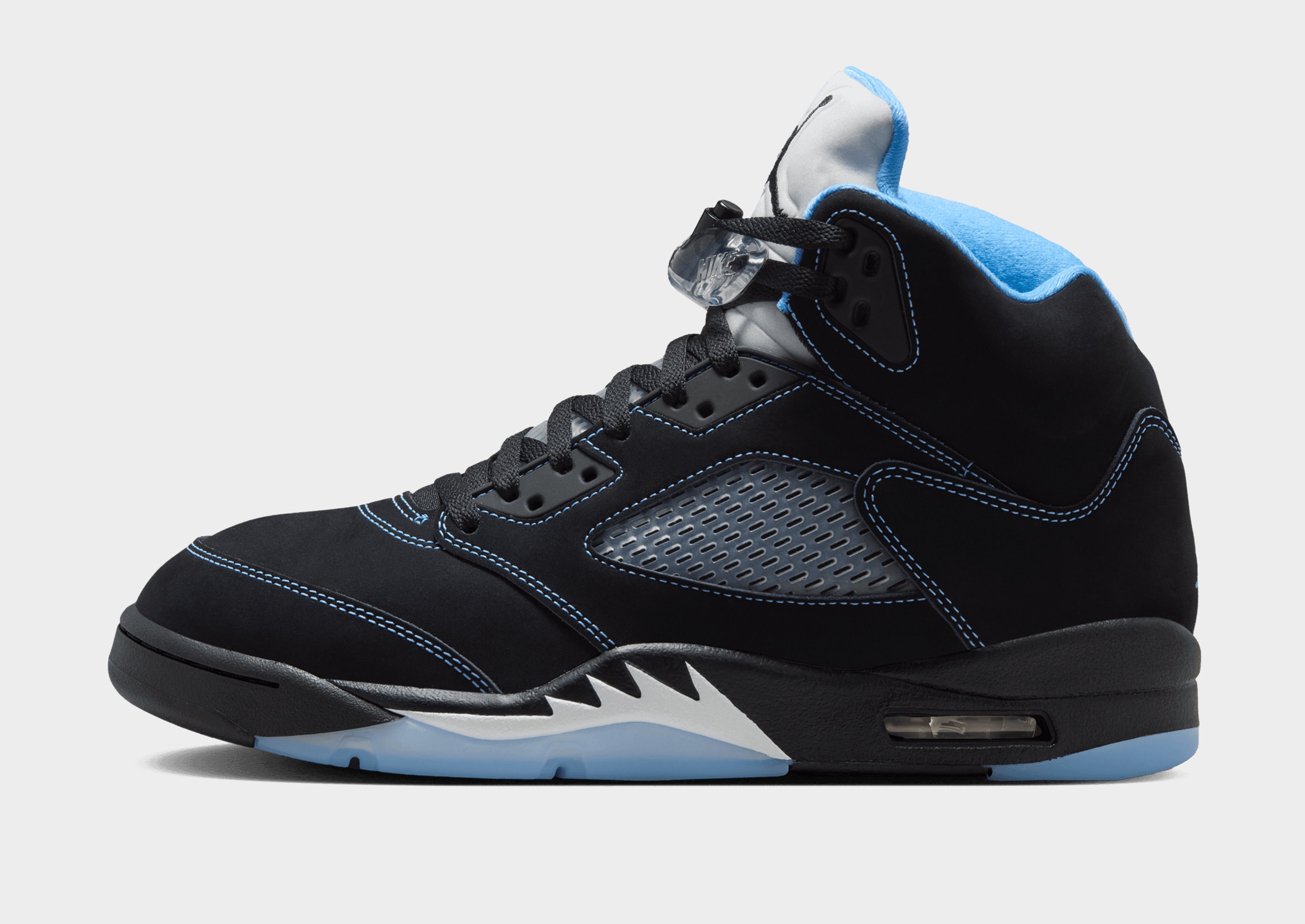 Jordan Air 5 Retro 'Black Carolina'