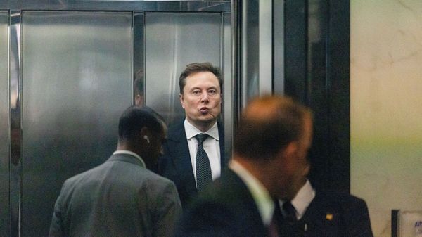 Elon Musk arrives for the second day of his testimony 