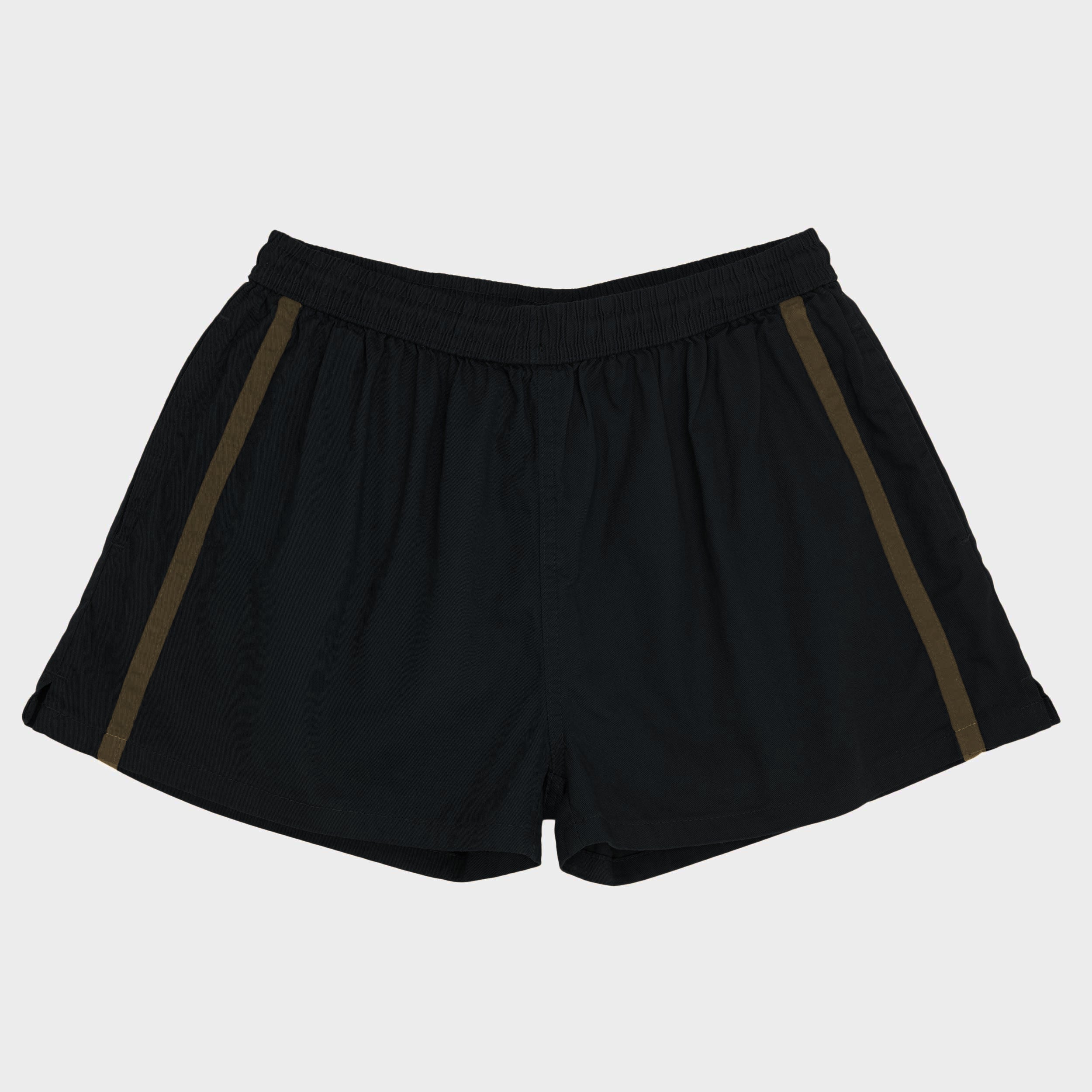 Image of Le Laboureur French Cotton Easy Short in Black