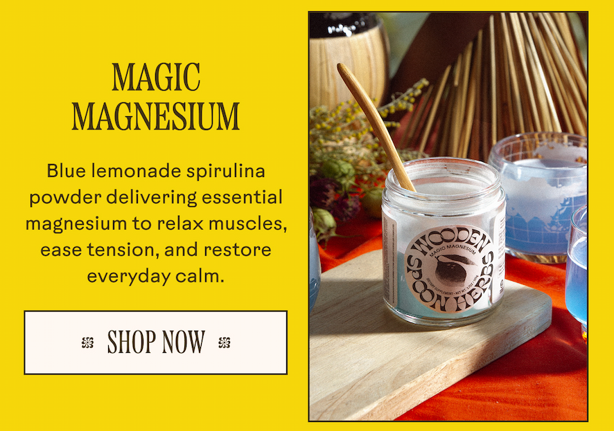 Magic Magnesium: Blue lemonade spirulina powder delivering essential magnesium to relax muscles, ease tension, and restore everyday calm.