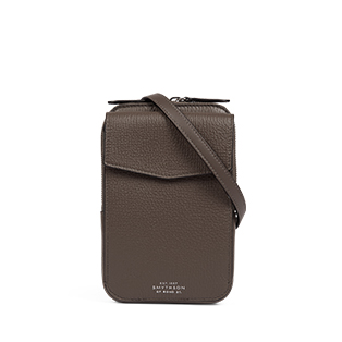 Crossbody Pouch in Ludlow