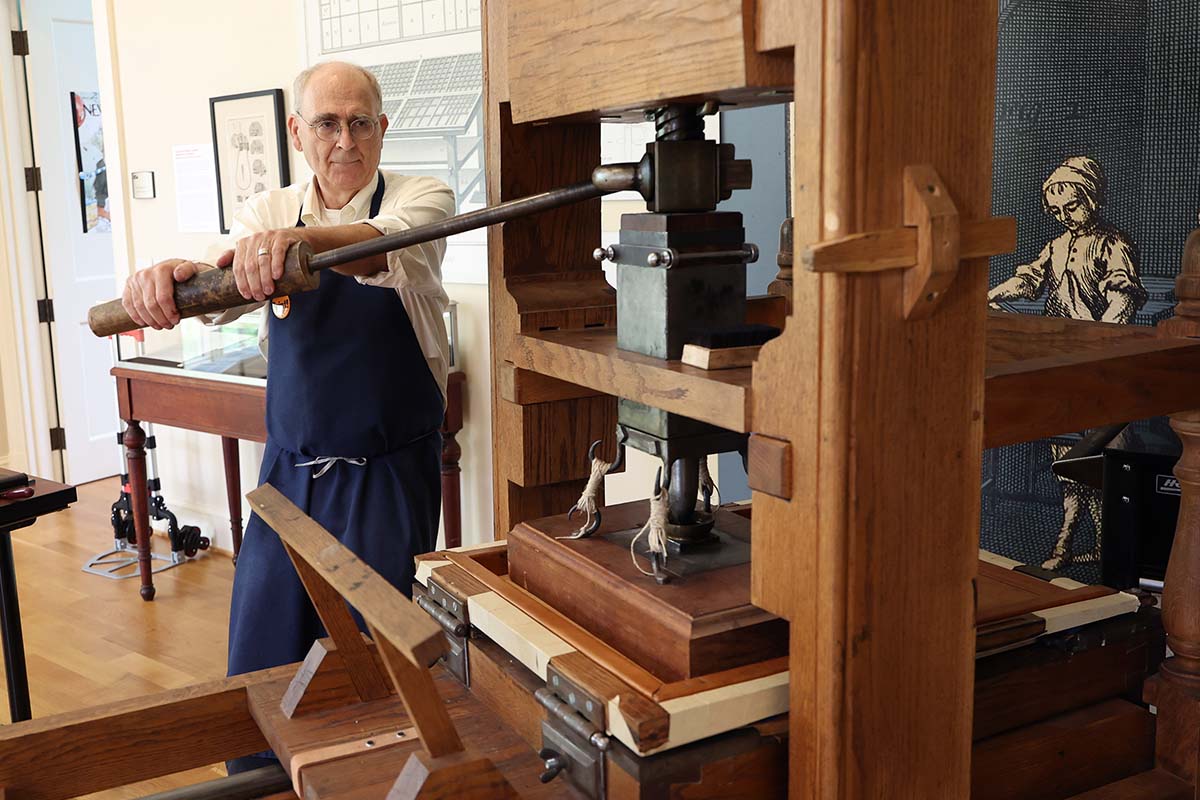 This UVA alumnus prints history by hand