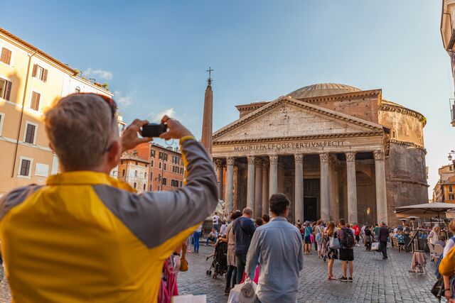 Snap a picture of the Pantheon