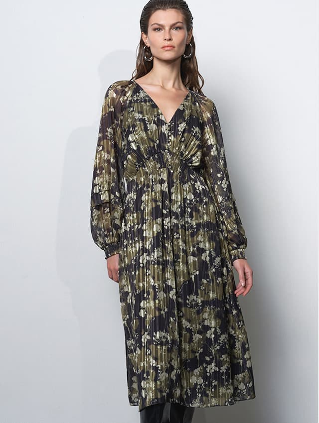 Lizzy Madeline Crepe Puff Sleeve Dress