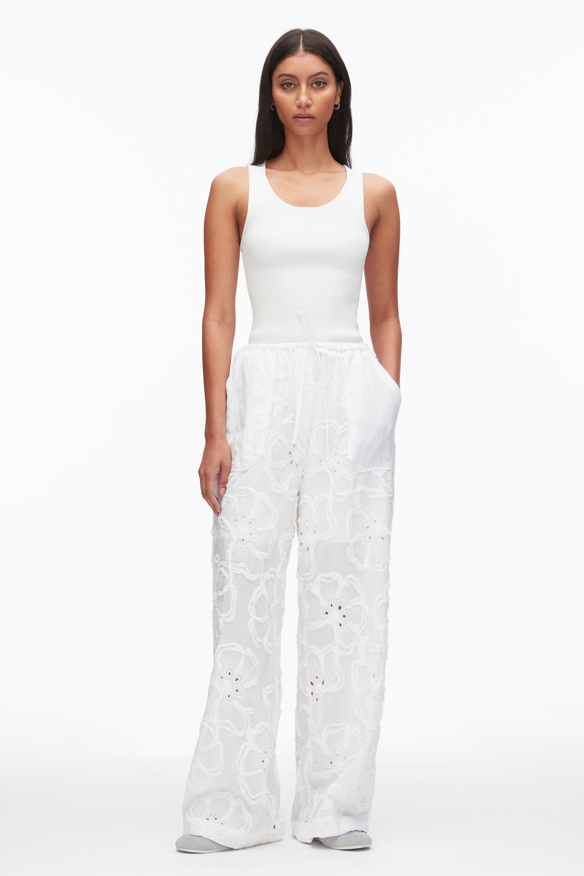 Image of Embroidered Straight Leg Pull On Pants