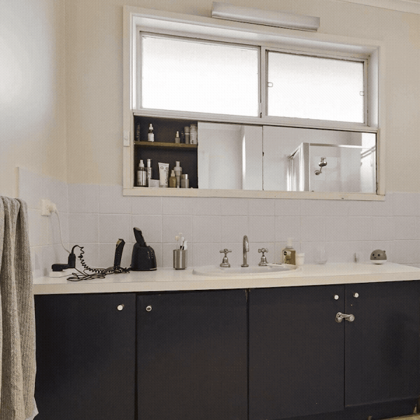 Easy bathroom D.I.Y. with Ricky & Haydn