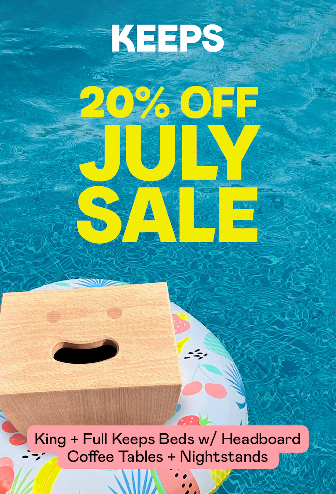 Keeps Solid Oak Apple Box Natural in Floaty in Pool