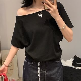 Short-Sleeve Off Shoulder Plain Top