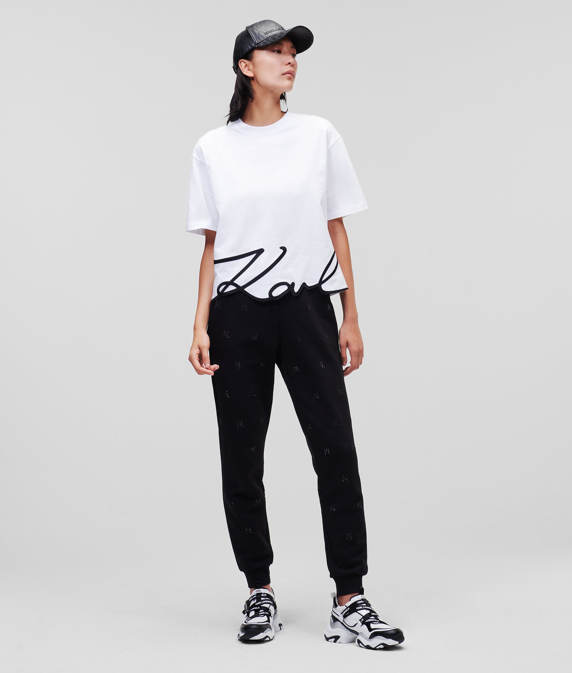 Image of Signature hem T-shirt