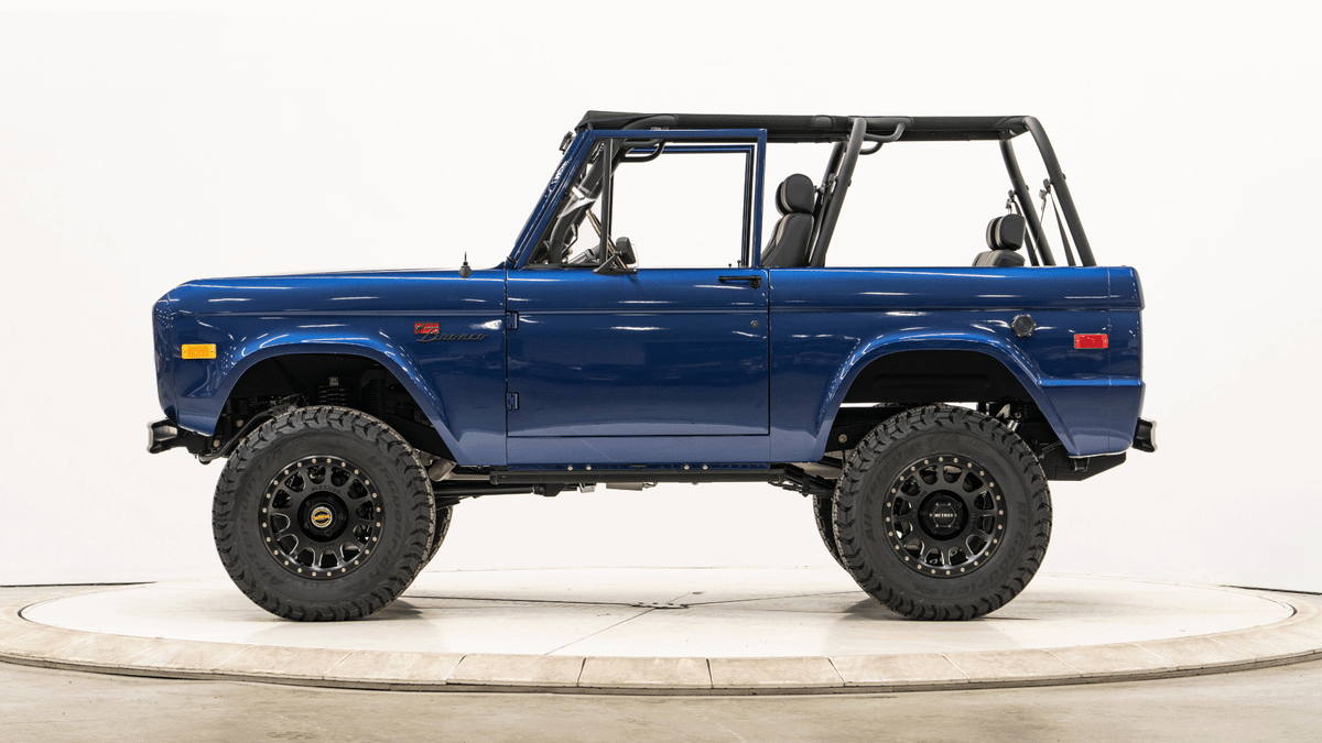classic-ford-bronco-3455-360