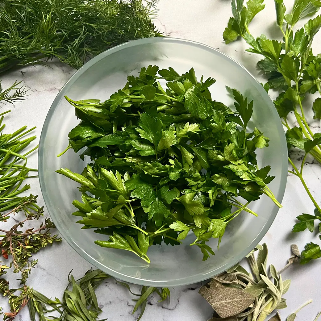 Image of How to Dry Herbs in the Microwave