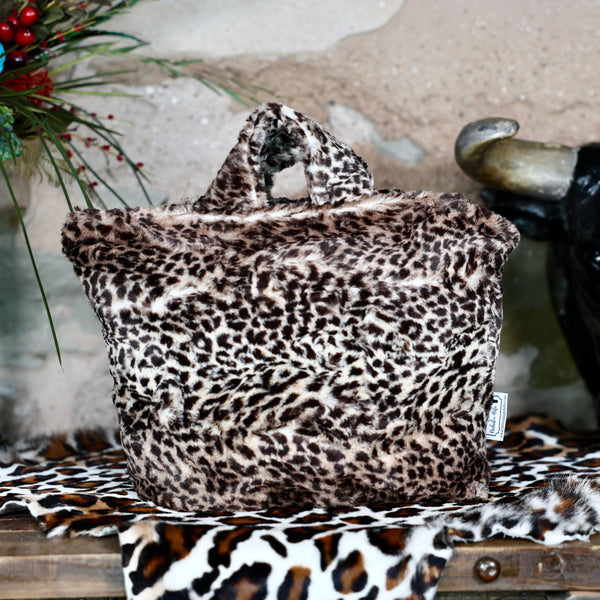 Chocolate Cheetah | Blanket in a Bag
