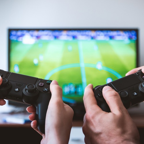 Gamers: Rate Your Consoles, Handhelds, and Other Gear to WIN
