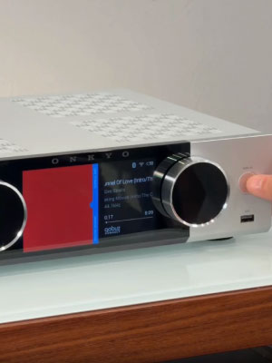 Close up of Onkyo Muse Y-40