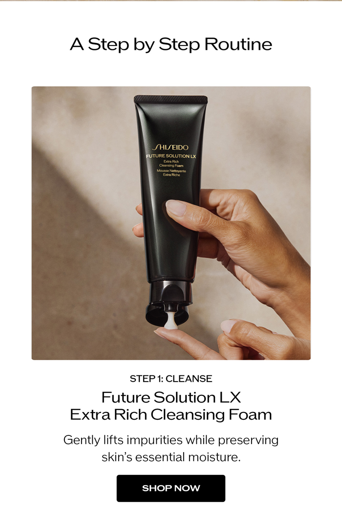 Future Solution LX Extra Rich Cleansing Foam Gently lifts impurities while preserving skin’s essential moisture.