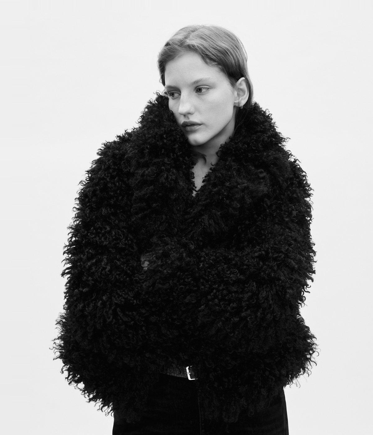Manteau court effet fourrure noir