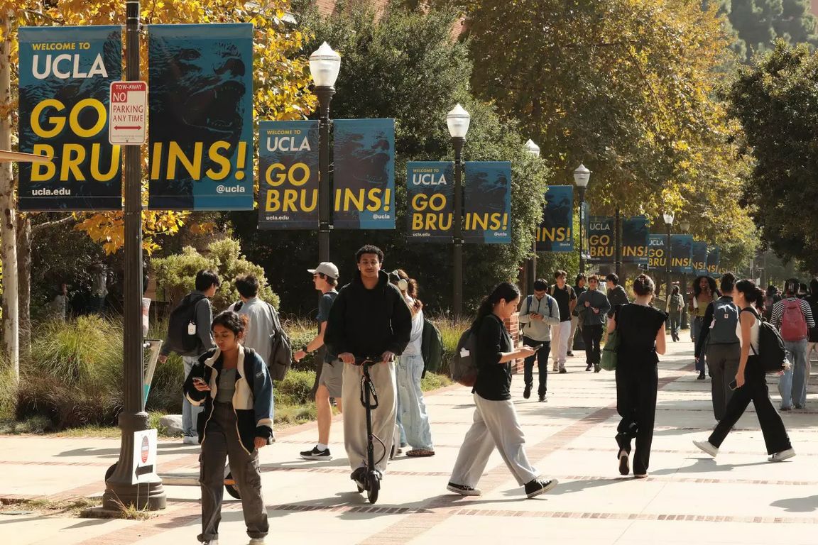 Students walking outdoors on UCLA campus