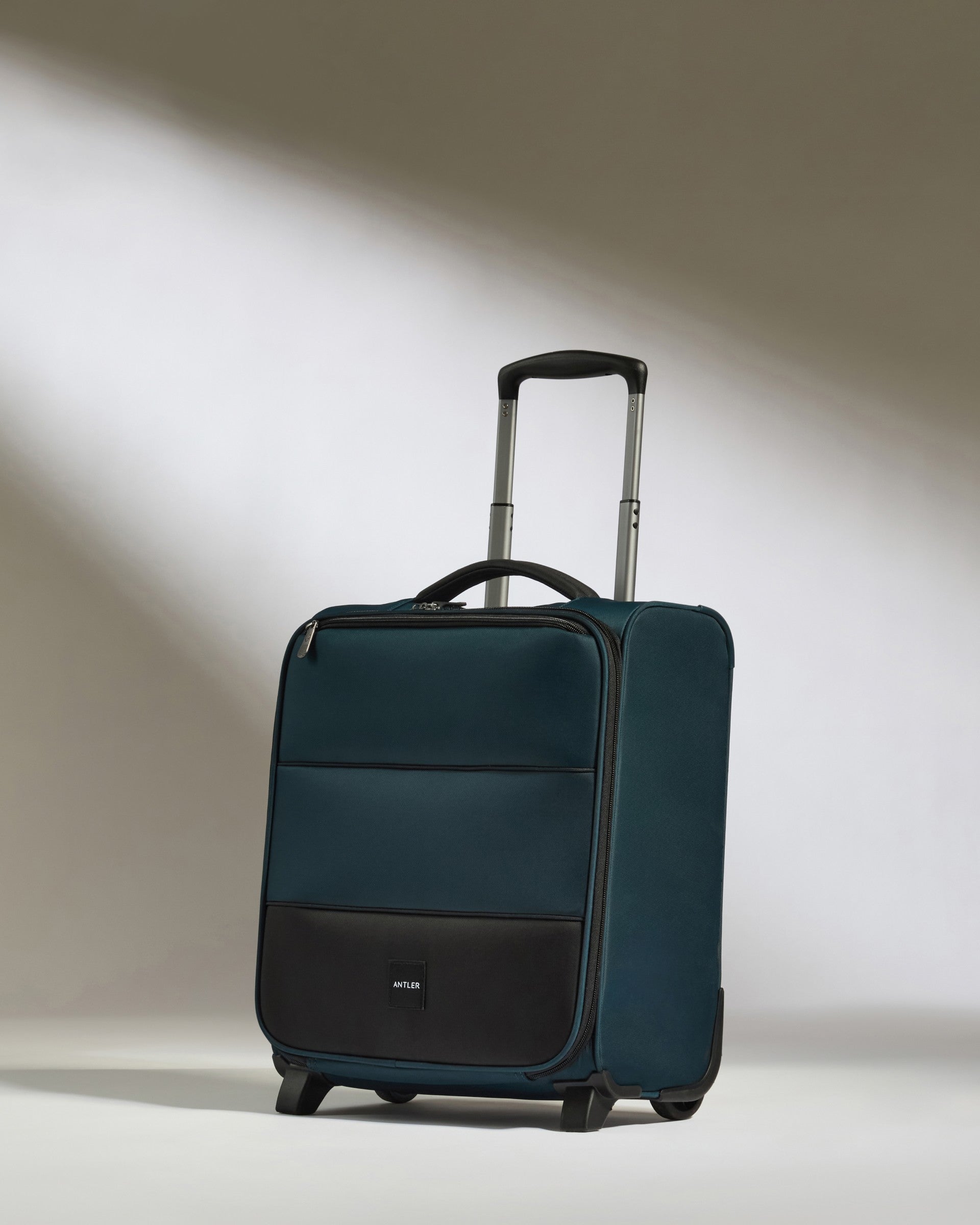 Image of Soft Stripe Underseat in Indigo