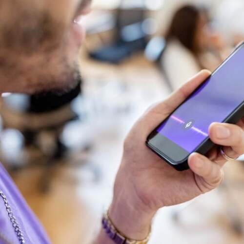 Hate Talking on the Phone? Send Yourself Straight to Voicemail With These Apps