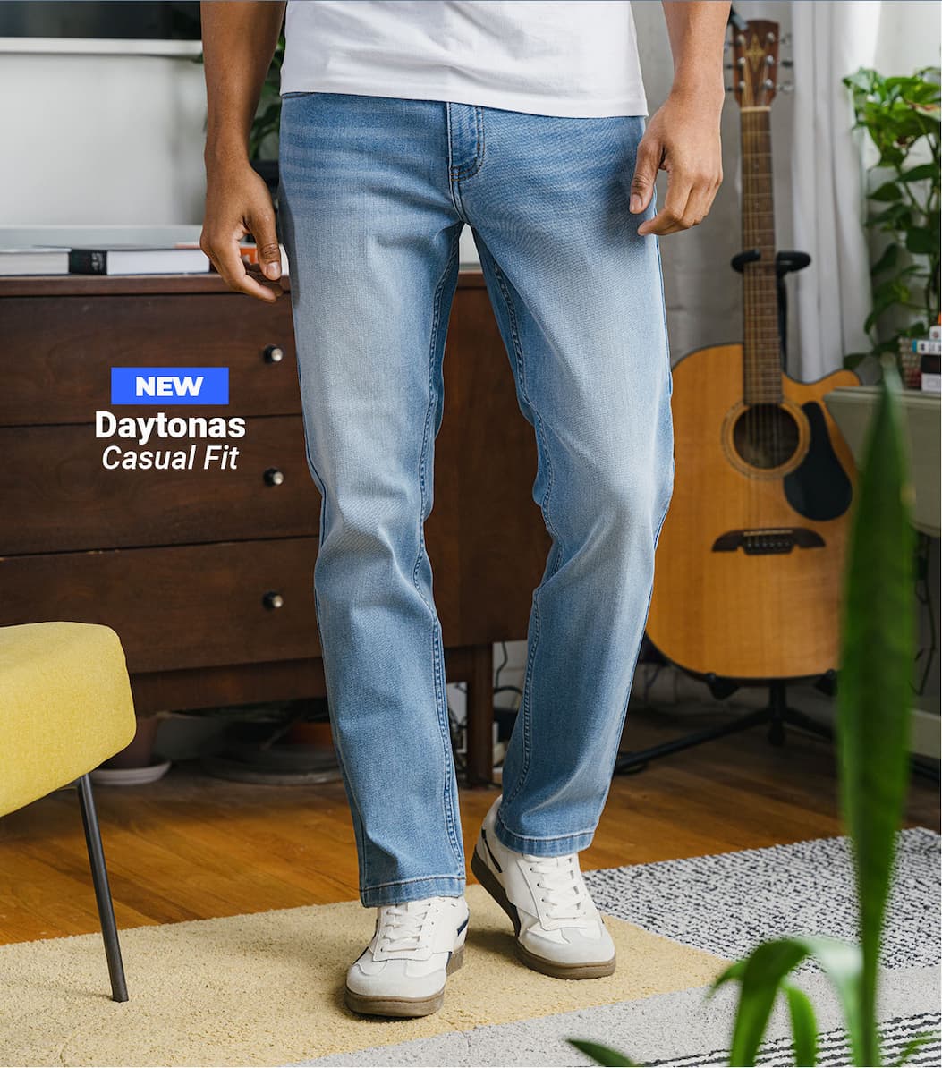 [IMG OF MAN IN DAYTONAS]