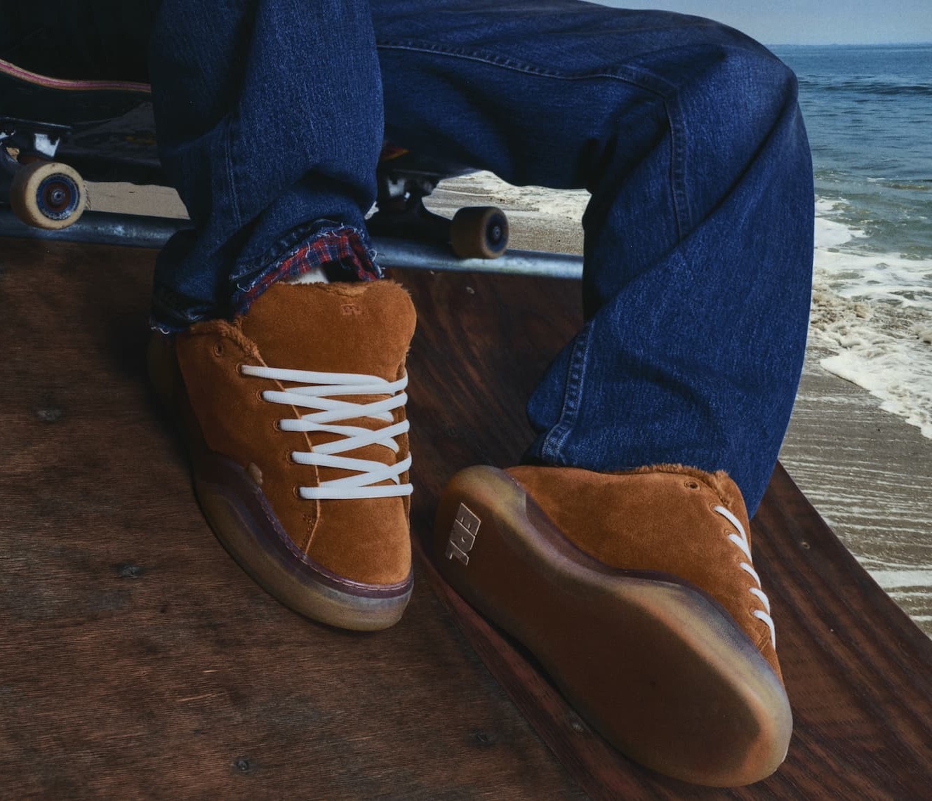erl natural brown vamps