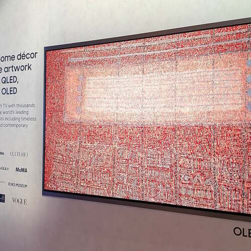 Samsung's Flagship S95H OLED TV Lets You Choose to Go Wireless