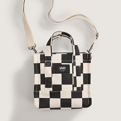 Antique White / Black