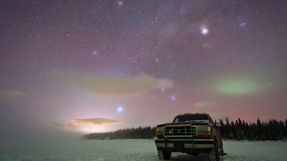 Night-Sky-outside-of-Whitehorse-Yukon_Stephanie-Vermillion